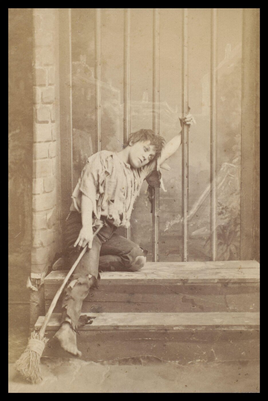 Elliott & Fry, Guy Little Theatrical Photograph
