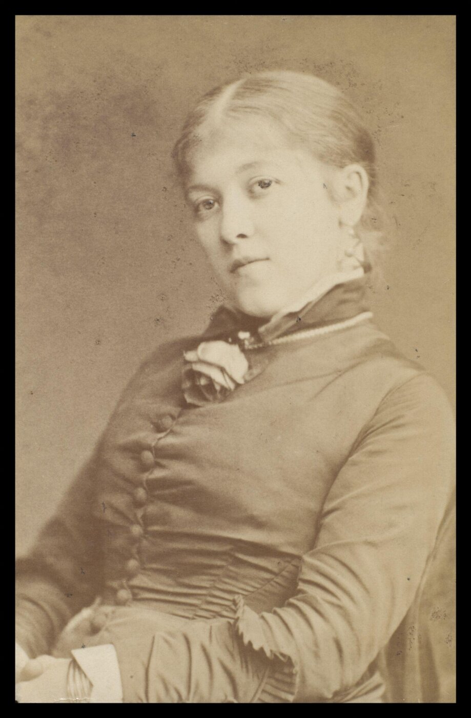 London Stereoscopic and Photographic Company, Guy Little Theatrical Photograph