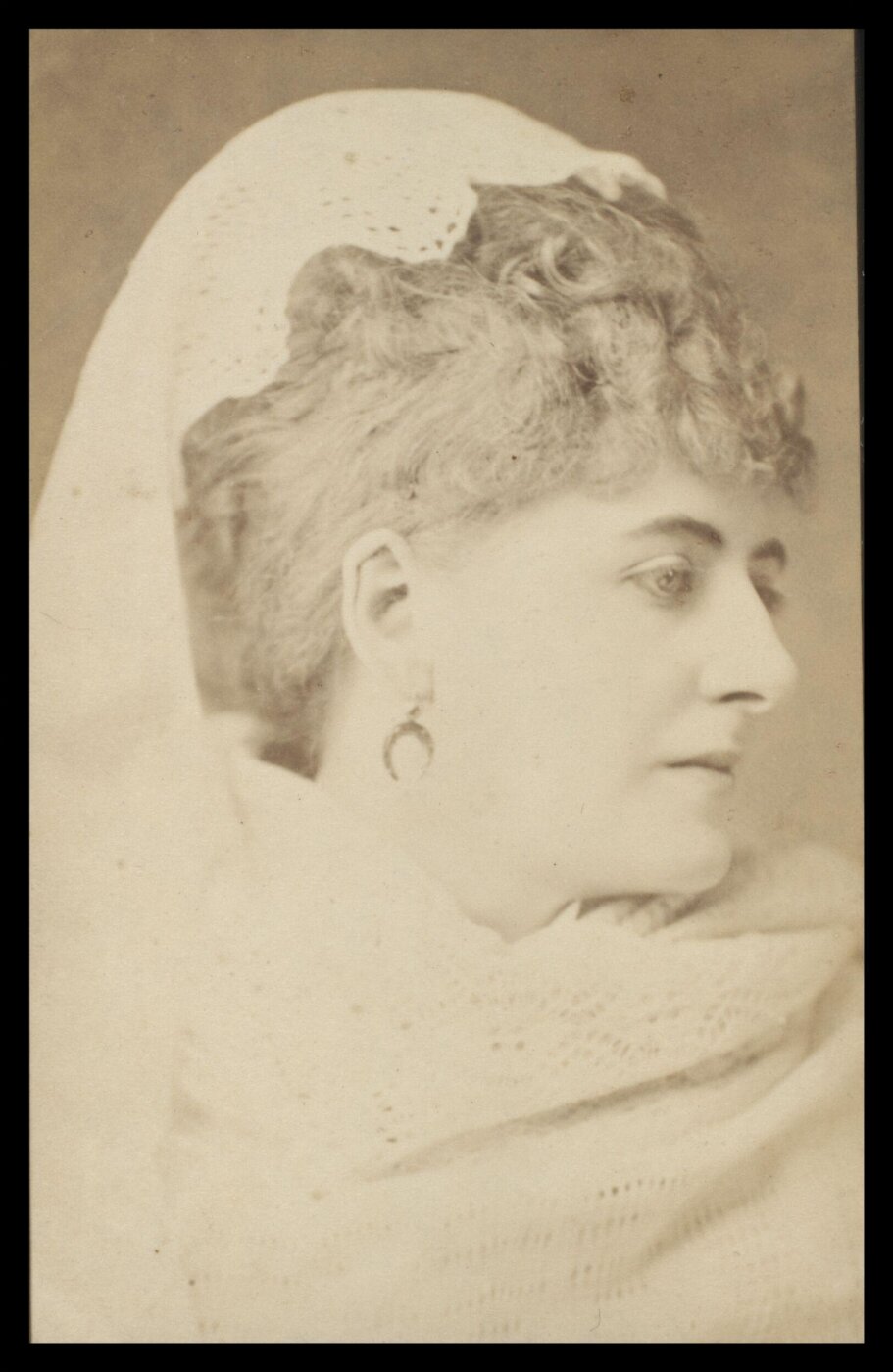 London Stereoscopic and Photographic Company, Guy Little Theatrical Photograph