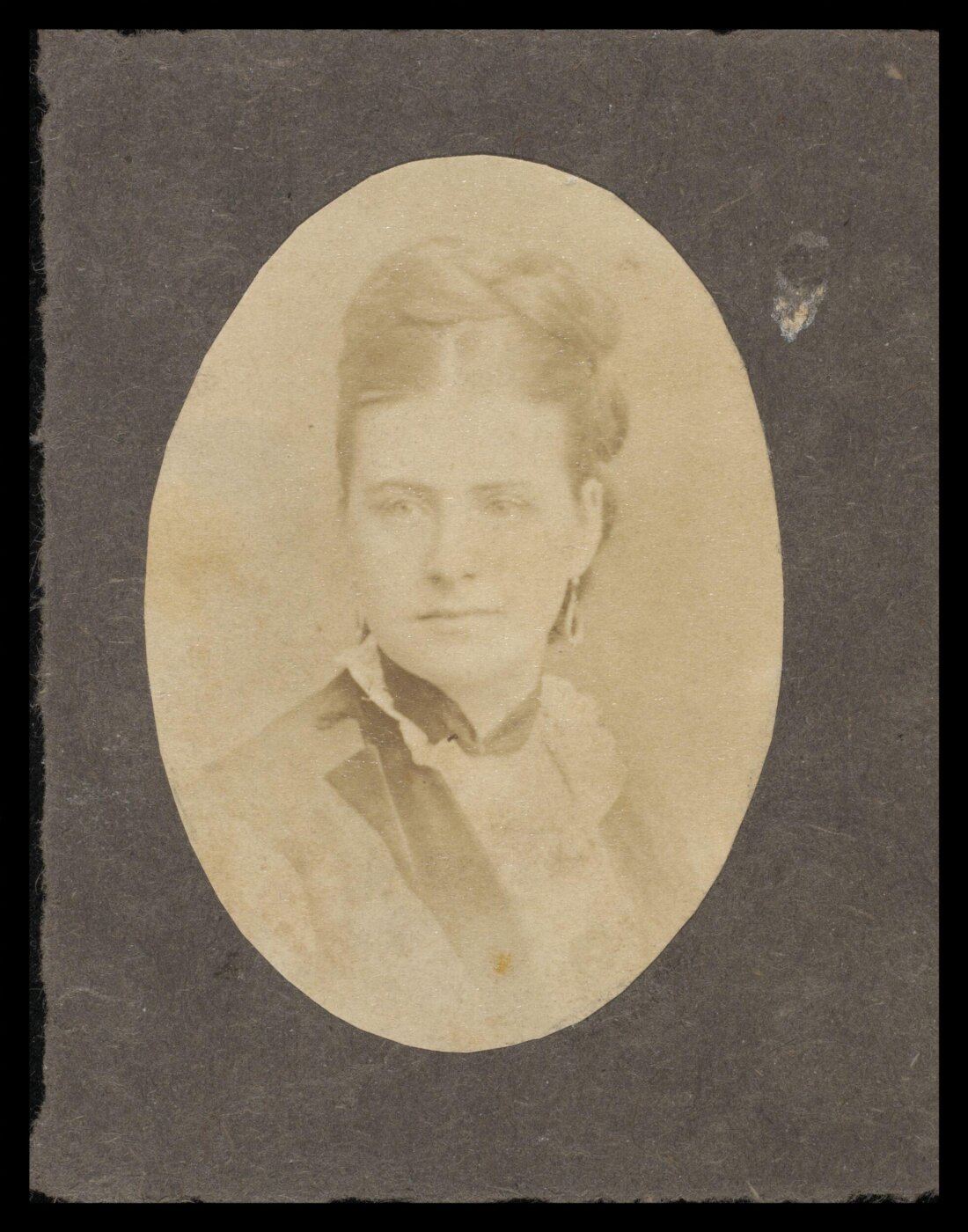 London Stereoscopic and Photographic Company, Guy Little Theatrical Photograph