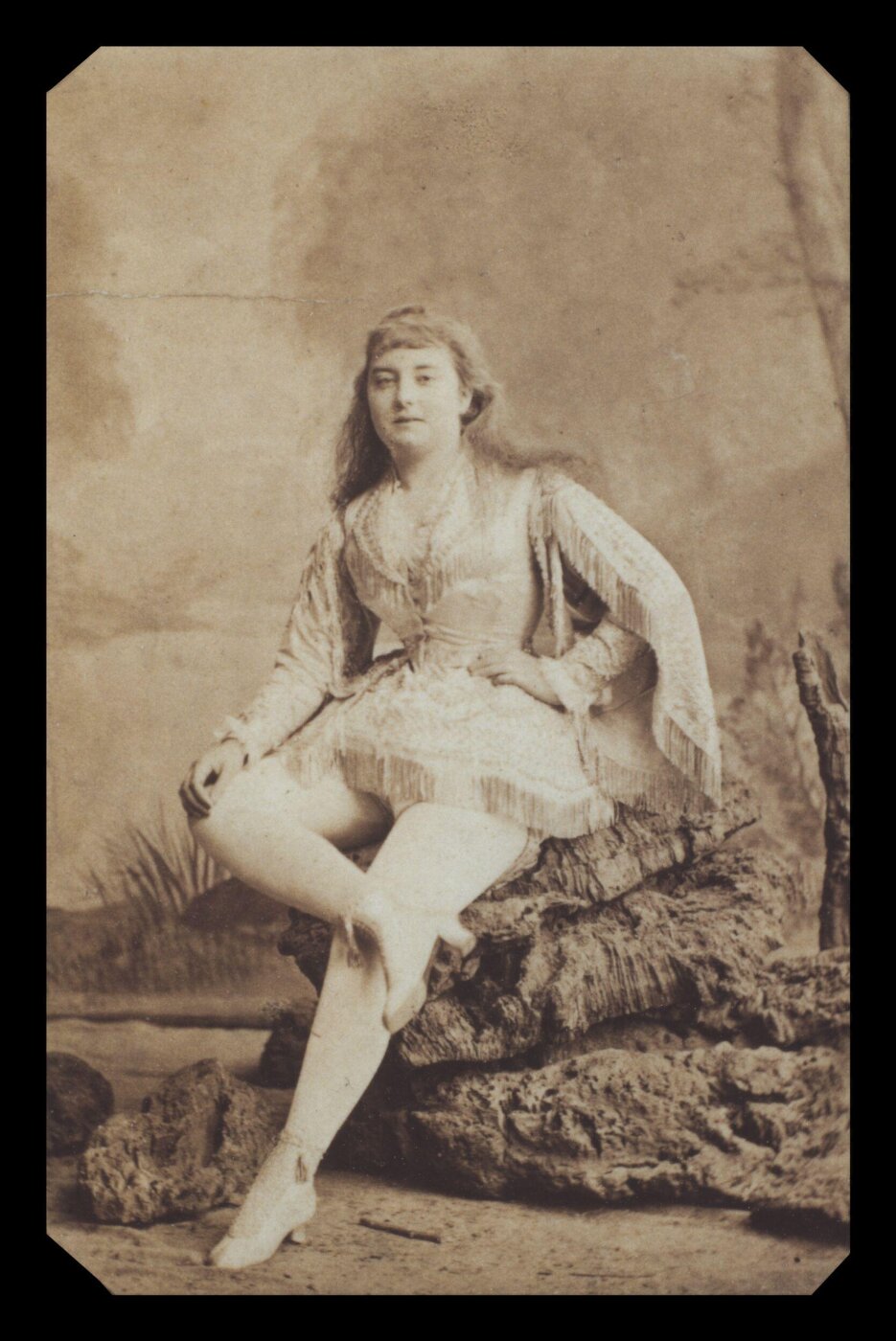 London Stereoscopic and Photographic Company, Guy Little Theatrical Photograph