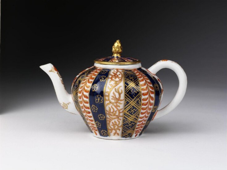 Teapot top image