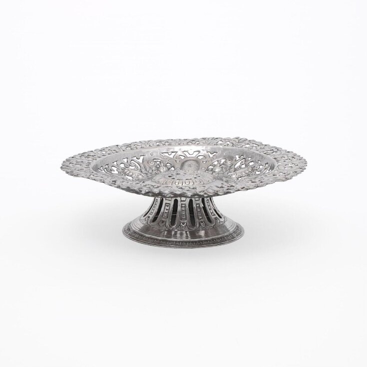 Standing Dish top image