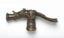 Hammer head with the arms of Cardinal Andrea Cornaro, Bishop of Brescia thumbnail 1