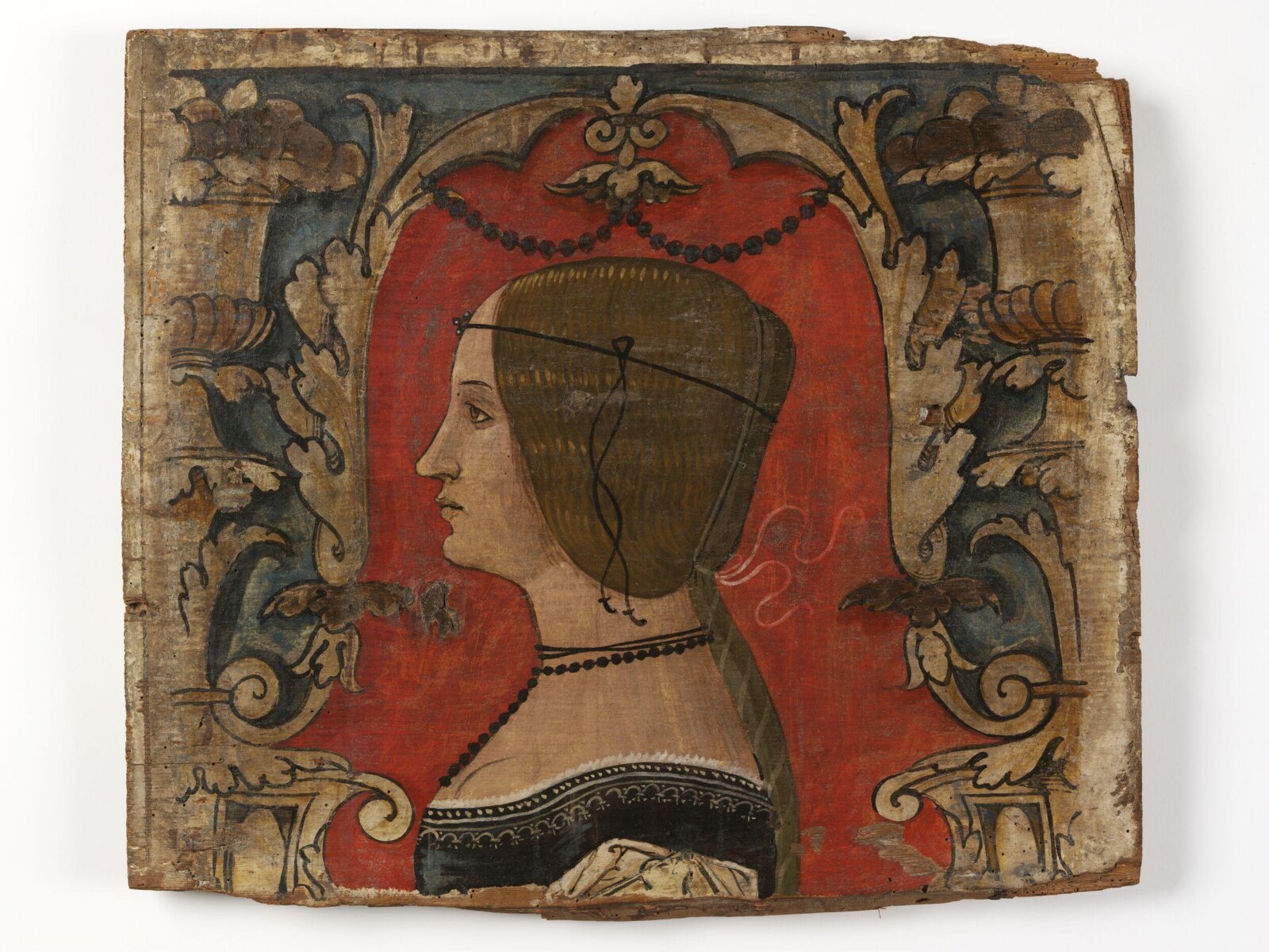 Profile bust of a lady facing left, ca. 1500