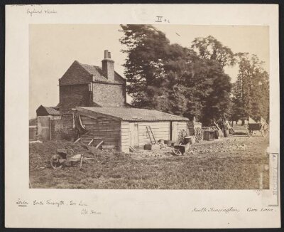 Exterior view, Old House, South Kensington, Gore Lane