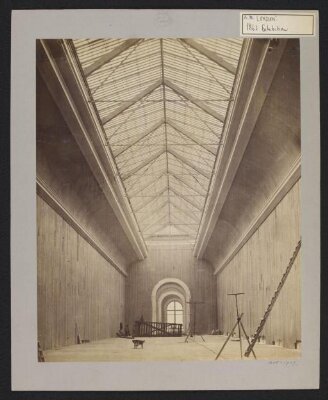 1862 International Exhibition buildings under construction, Picture gallery interior