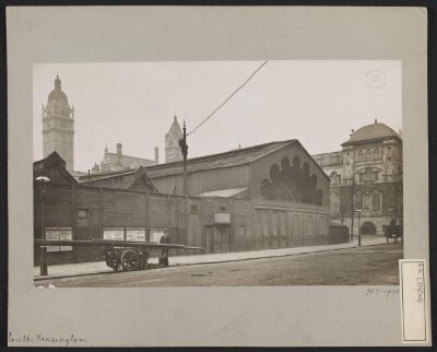 South Kensington, Entrance of the Royal Horticultural Gardens, Exhibition Road