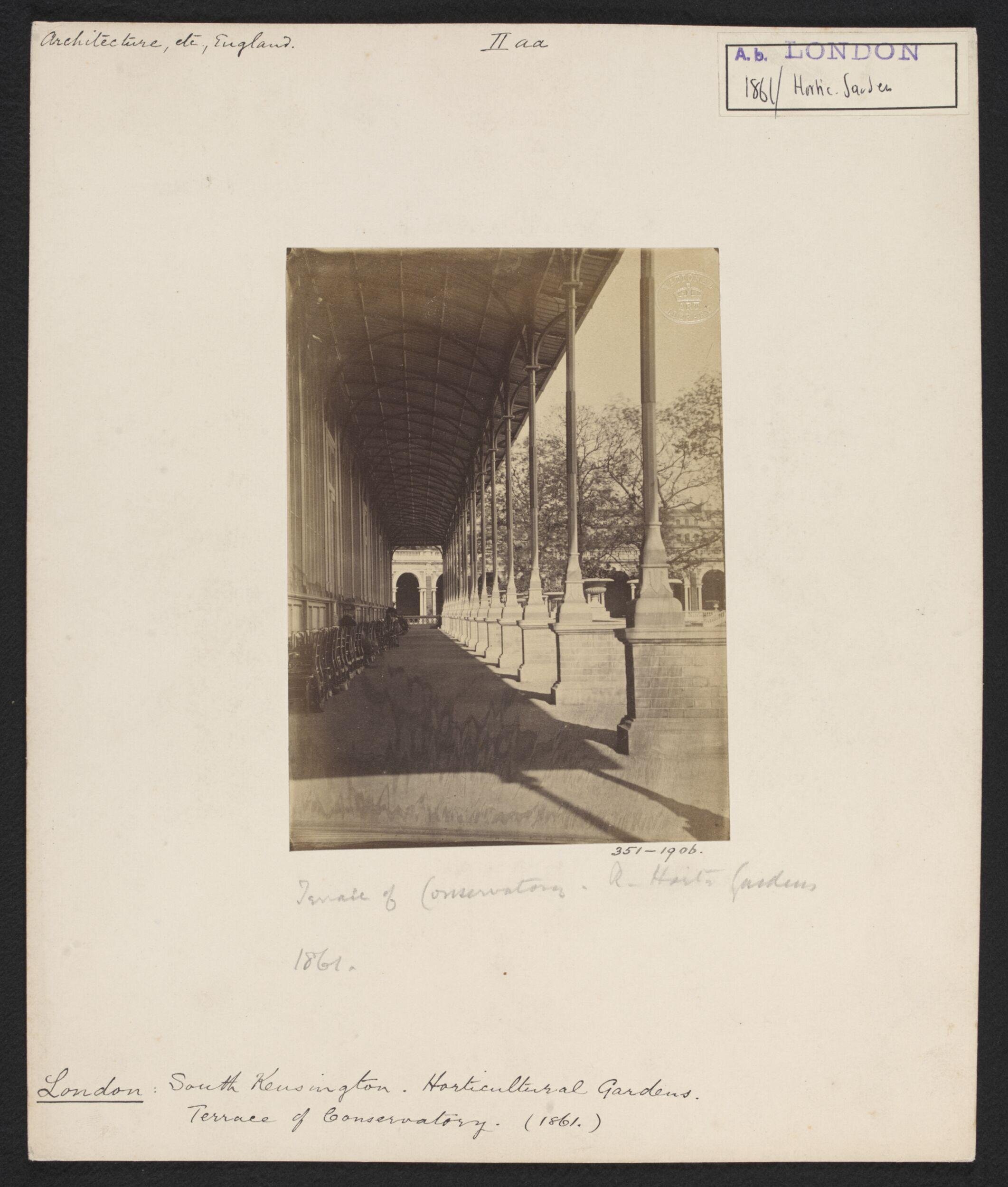 South Kensington, Royal Horticultural Gardens, Conservatory terrace