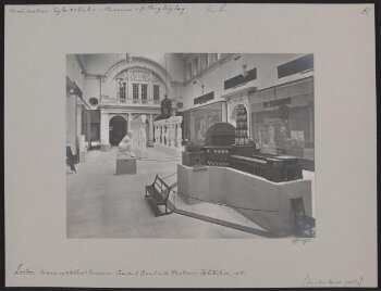 Torso of Banovic, Sculpture Gallery at the V&A Museum, by Ivan Mestrovic.  London, England, 1908