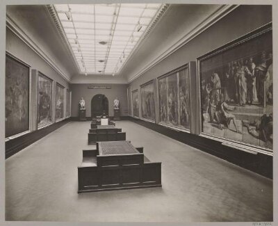 Victoria and Albert Museum, The Raphael Cartoons Gallery, North Gallery (Gallery 94) after the 1929 redecoration, from the west-end