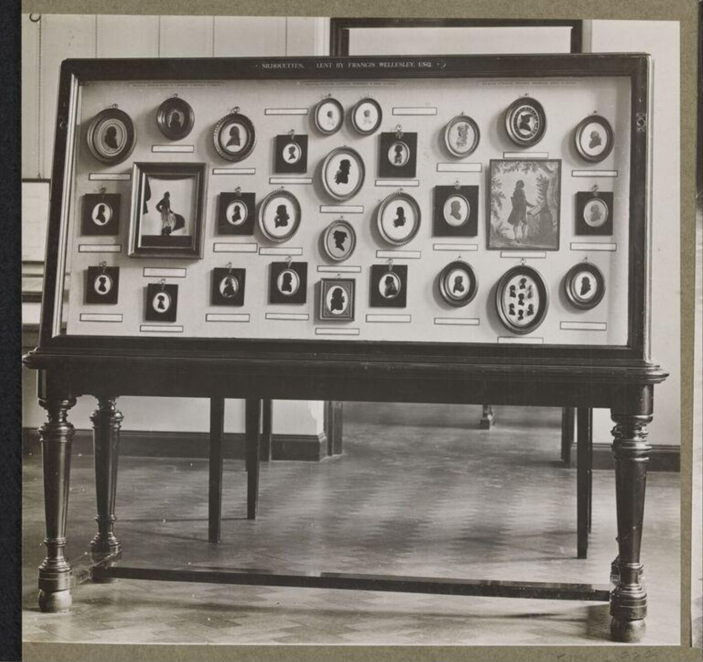 Unknown, Victoria and Albert Museum, Gallery 83 with display of silhouettes lent by Francis Wellesley
