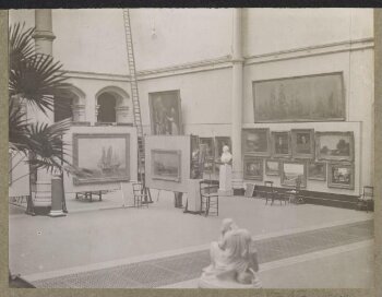 Victoria and Albert Museum, Exhibition of paintings, North court, south-east corner