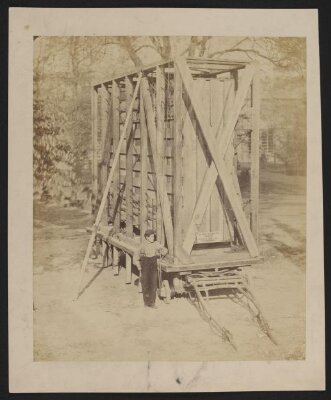 View of packing case and horse-drawn 'van' for transport of Raphael Cartoons from Hampton Court to South Kensington Museum