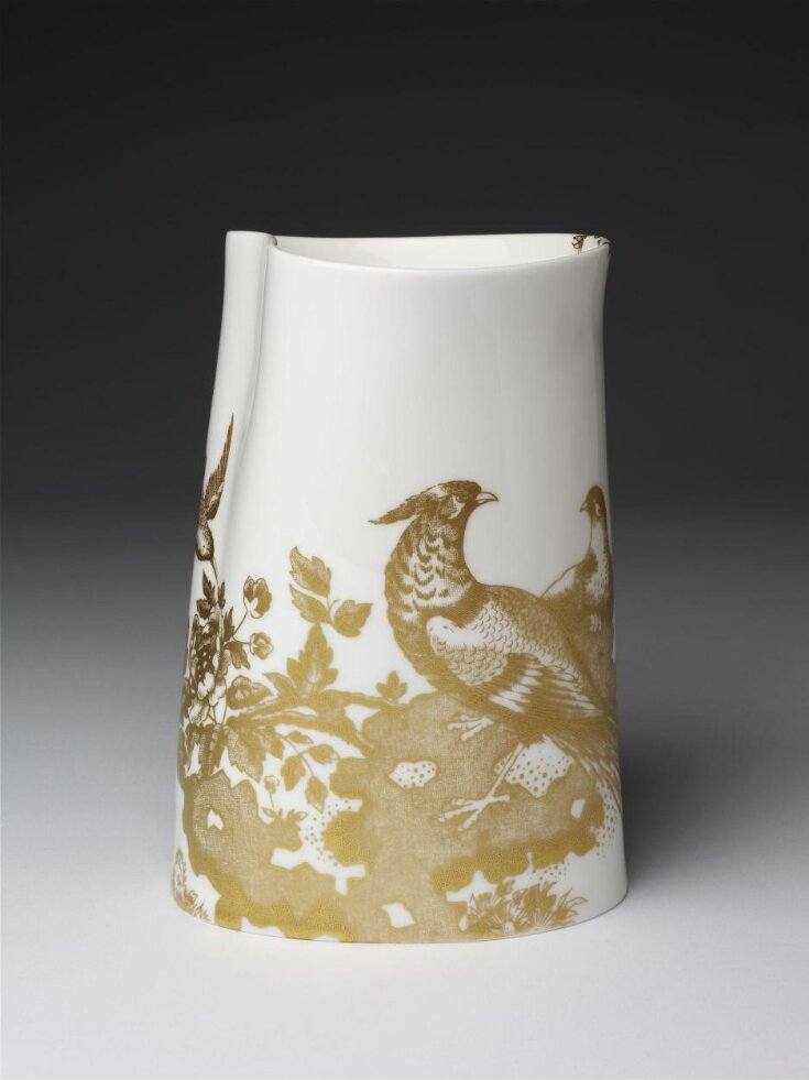 Eastman Gold Aves Vase No.5 image