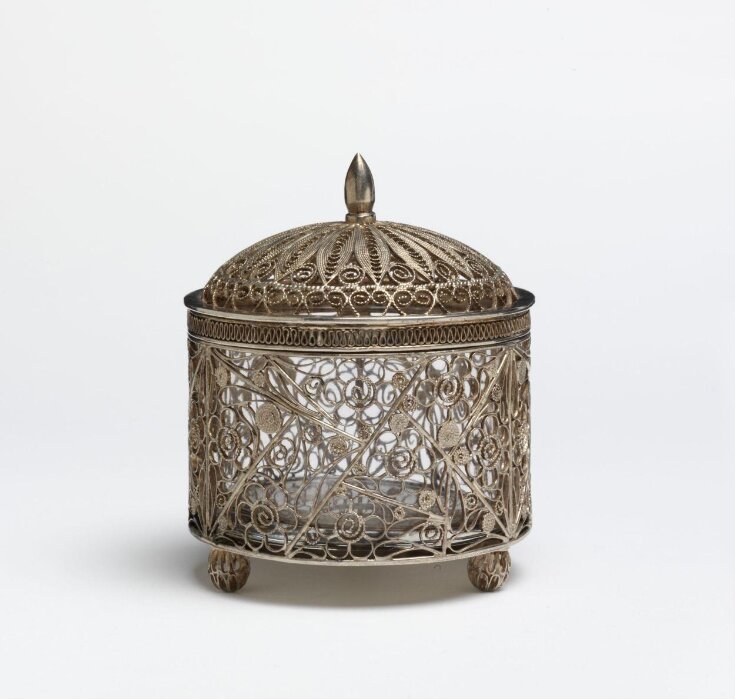 Lidded Box top image