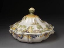 Tureen and Cover thumbnail 1