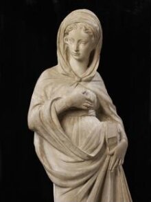 Statue of the Virgin Annunciate thumbnail 1