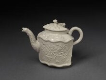 Teapot thumbnail 1