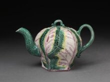 Teapot thumbnail 1