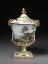 Vase and Cover thumbnail 2