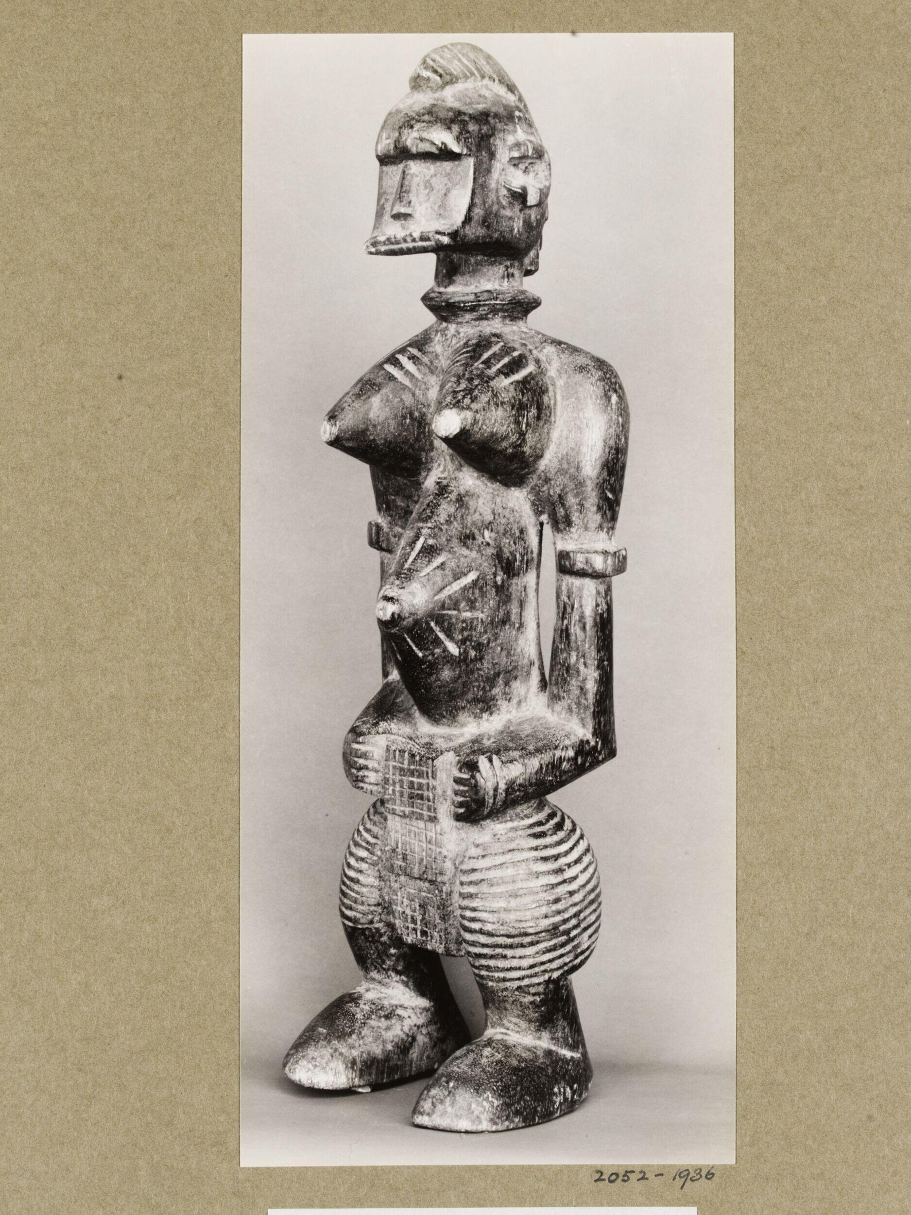 Figure of a woman. Senufo, Ivory Coast, border of Sudan.