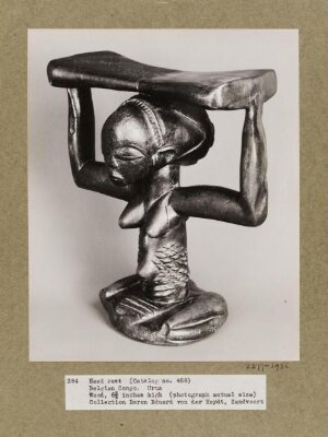 Head Rest, Urua. Congo