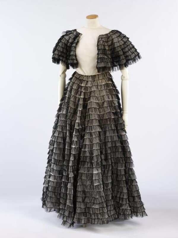 Evening Dress | Madeleine Vionnet | V&A Explore The Collections
