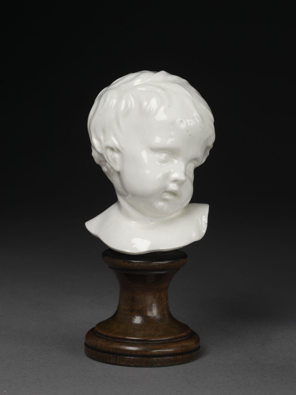 Bust, Chelsea porcelain factory, ca. 1747-1749