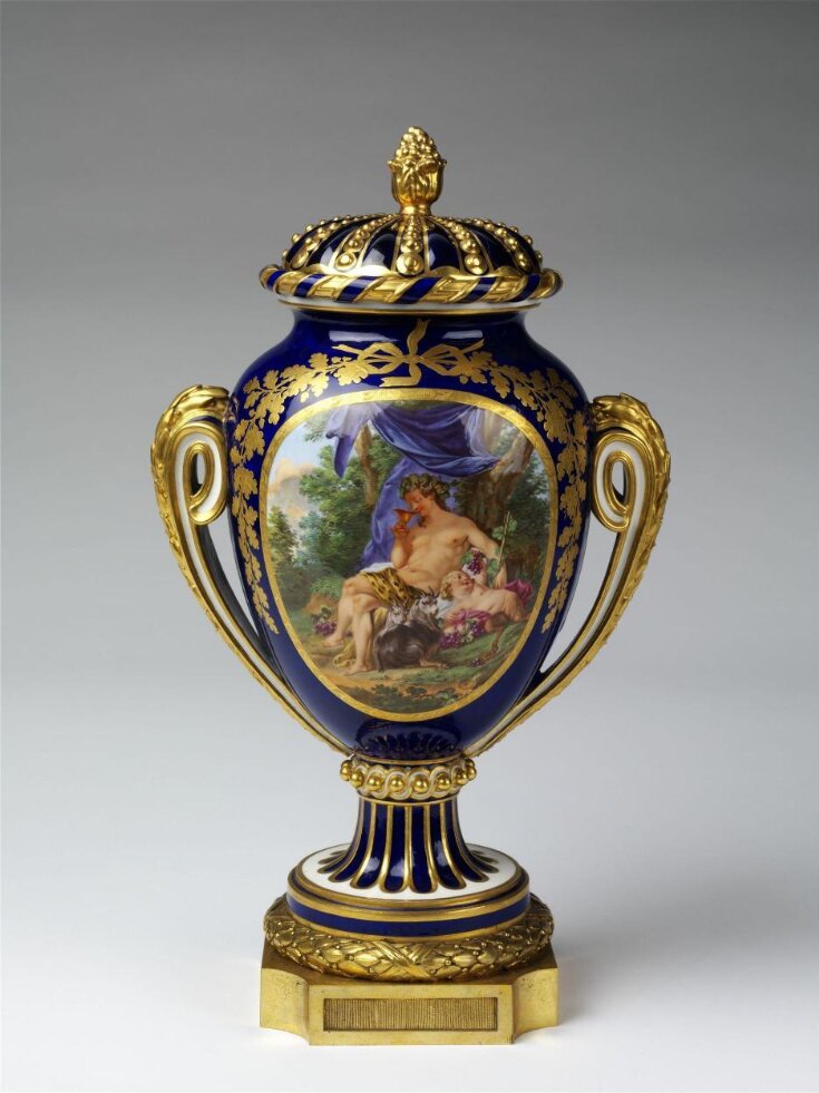 Vase à ruban or à couronne top image