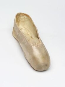 Ballet Shoe thumbnail 1