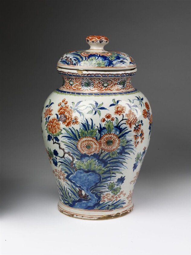 Vase and cover (1700-1730) by Cornelis François Roos