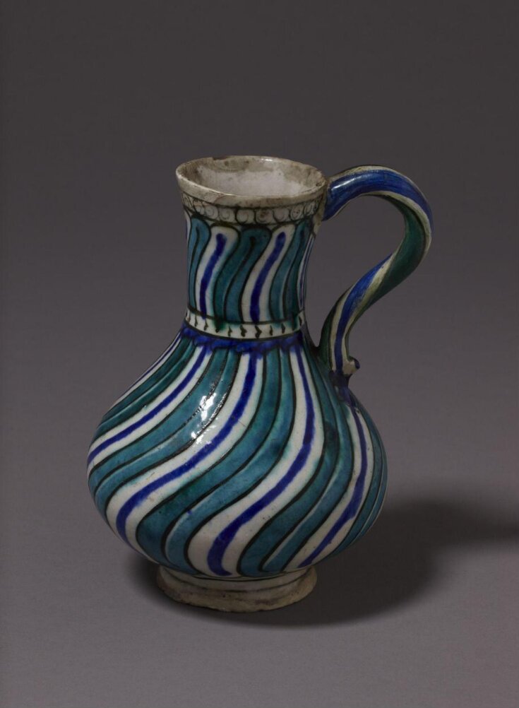 Jug top image