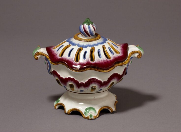 Pot-Pourri Bowl and Cover top image