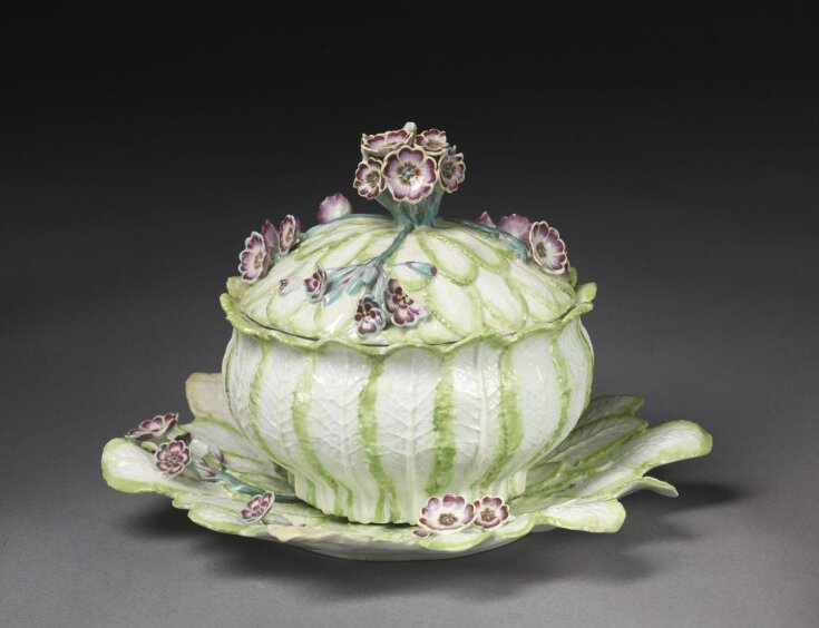 Tureen top image