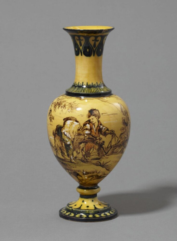 Vase top image