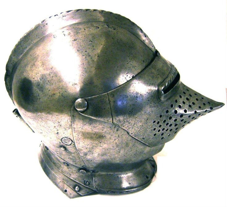 Close Helmet top image