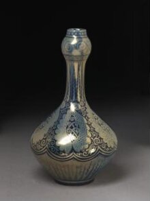 Vase thumbnail 1