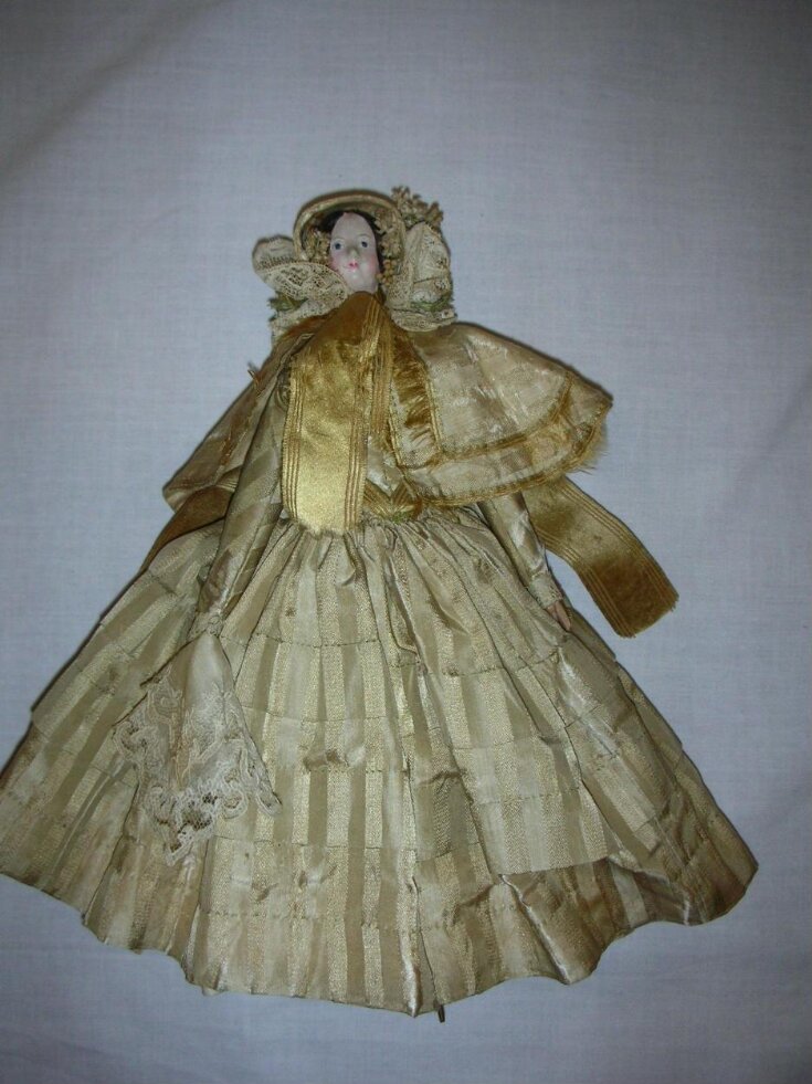 Fashionable Walking Dress 1842 top image