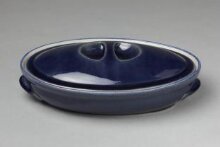 Casserole Dish and Cover thumbnail 1