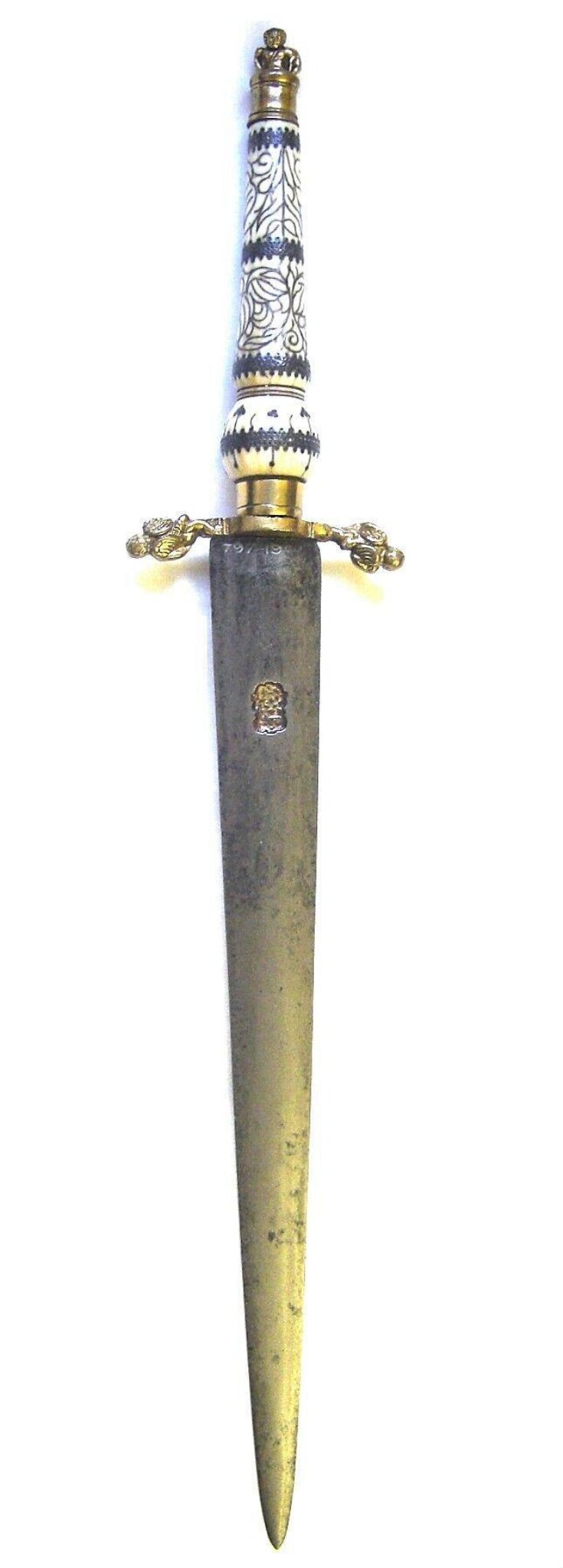 Plug Bayonet top image