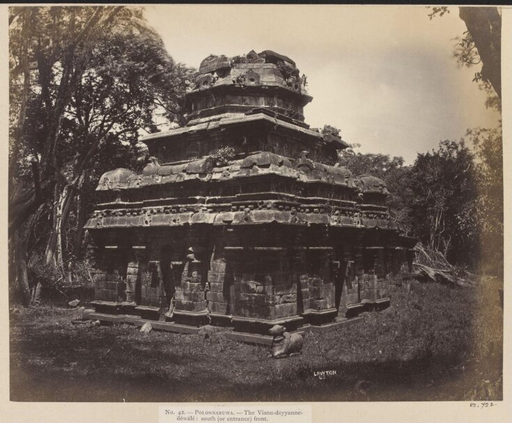 Polonnaruwa- The Visnu-deyyanne-déwálé: south (or entrance) front (miss-identified by photographer) top image