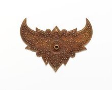 Brooch thumbnail 1