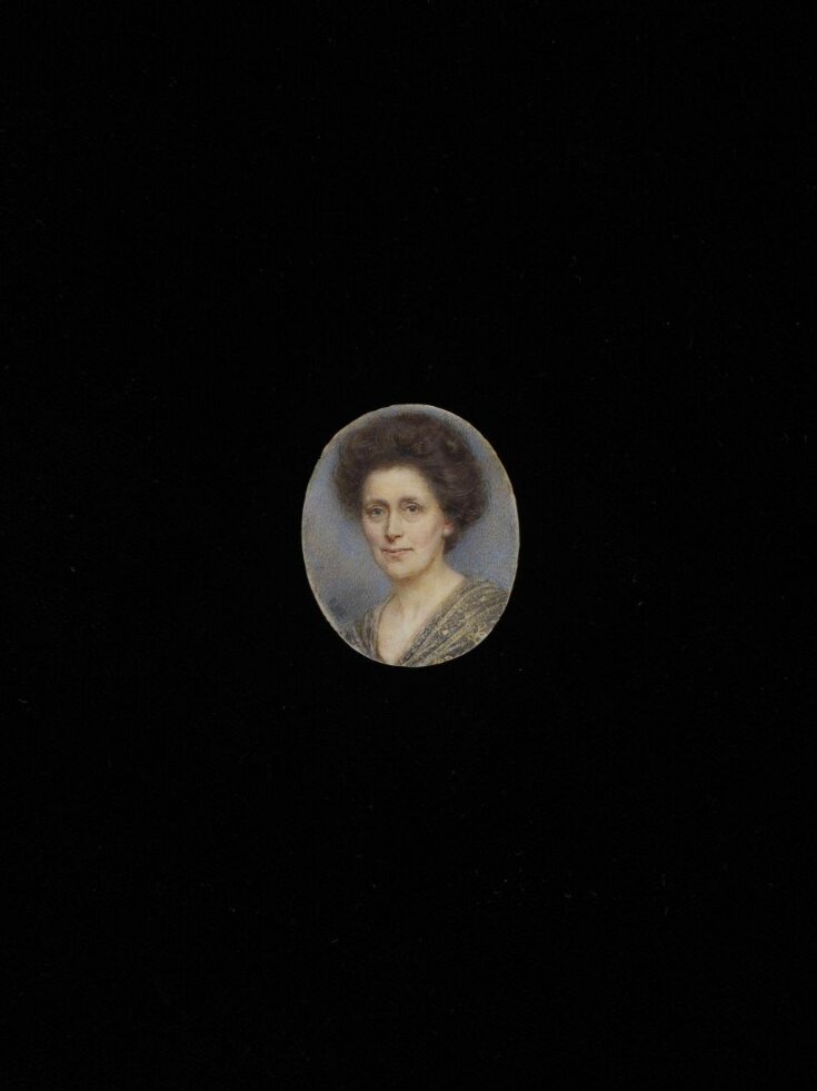 Miniature self portrait (set in a double-sided locket with E.488-2010, a miniature of the artist's husband). top image