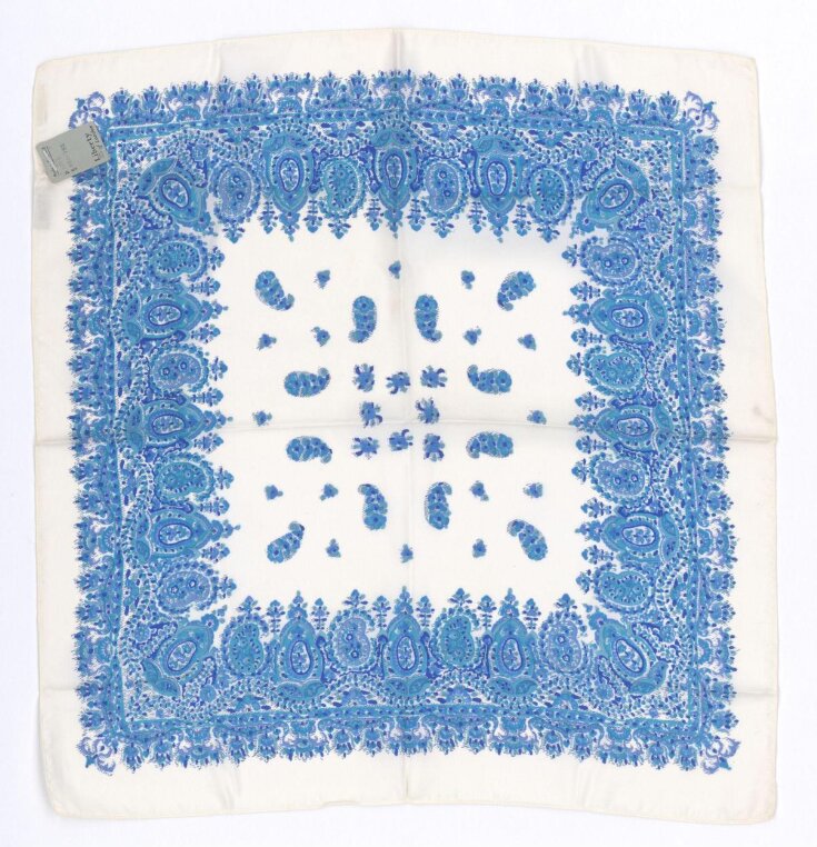 Handkerchief top image