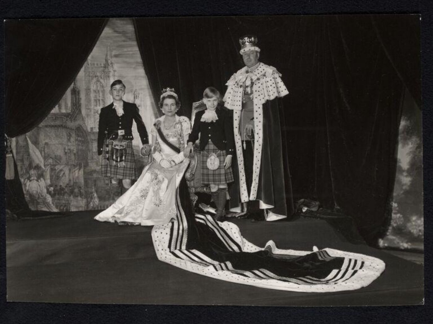 Beaton, Cecil (Sir), Photograph