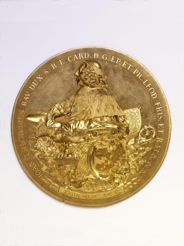 Medallion (1758) by Louis Jacoby