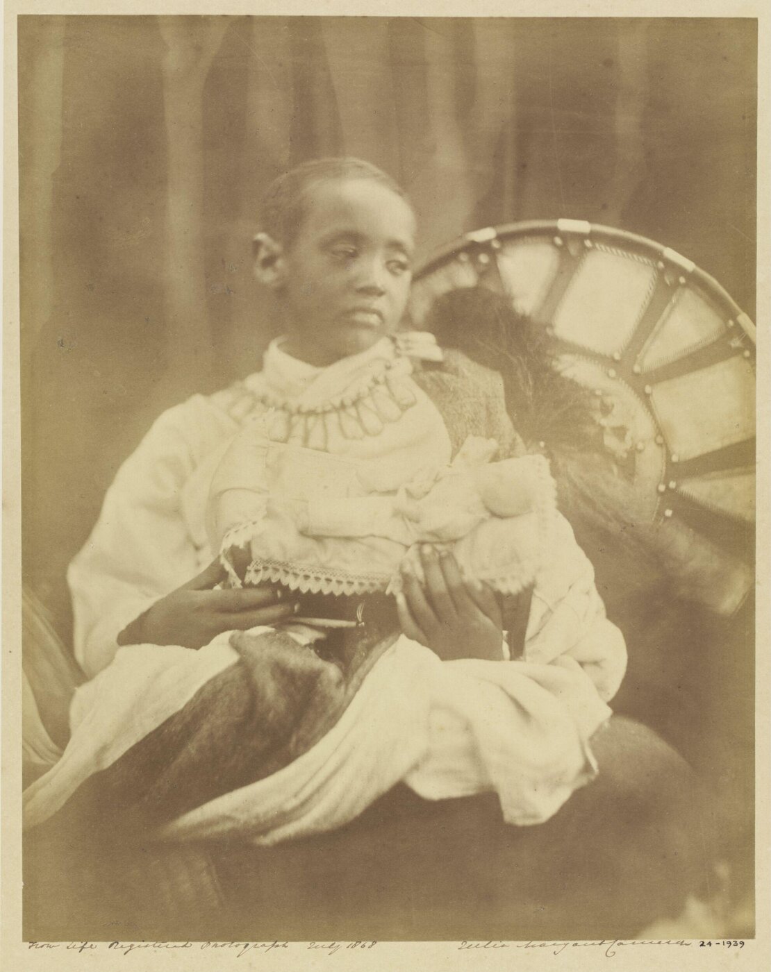 Cameron, Julia Margaret, Dèjatch Alámayou / King Theodore's Son