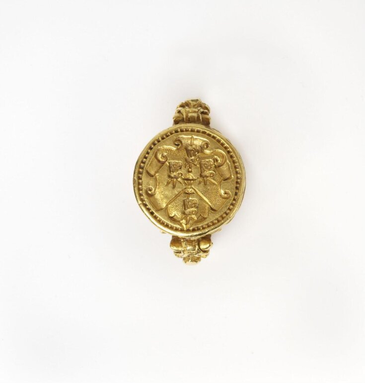 Signet Ring top image