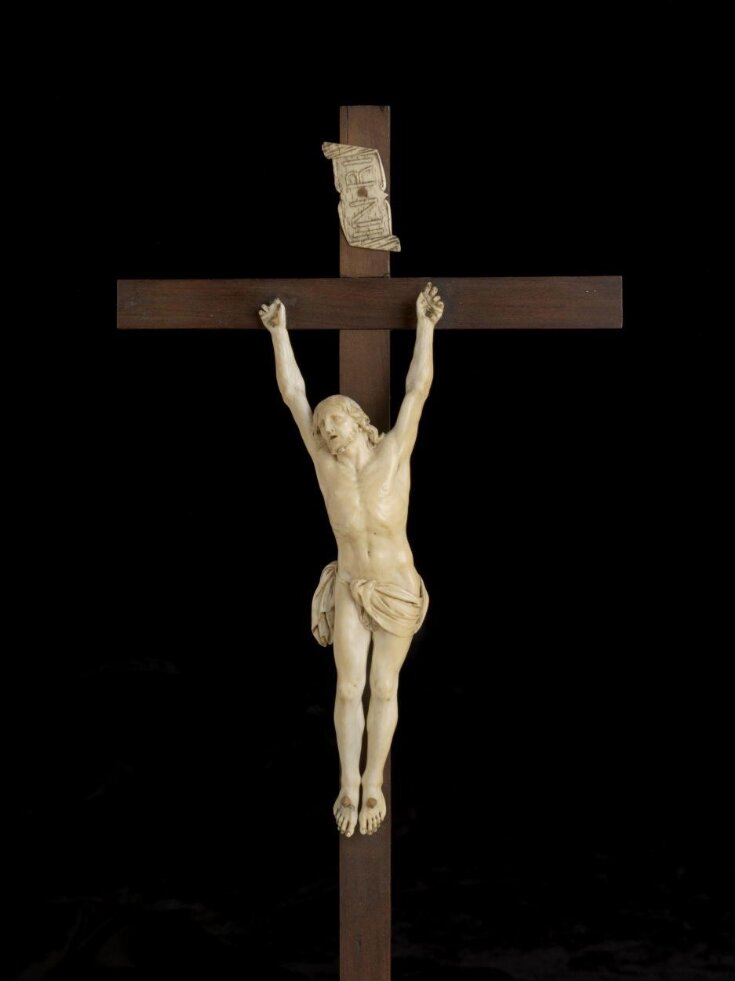 Crucifix figure top image